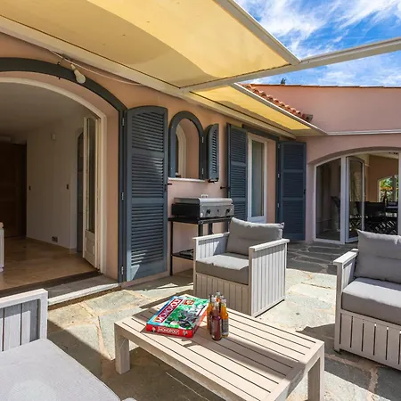 Holiday home Mas Fontanella
